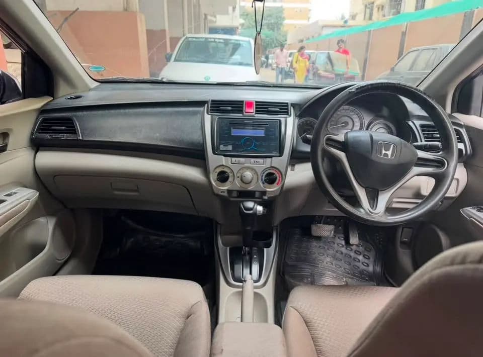 Honda City 2018 Prosmetec First Owner for sale in karachi — image 3