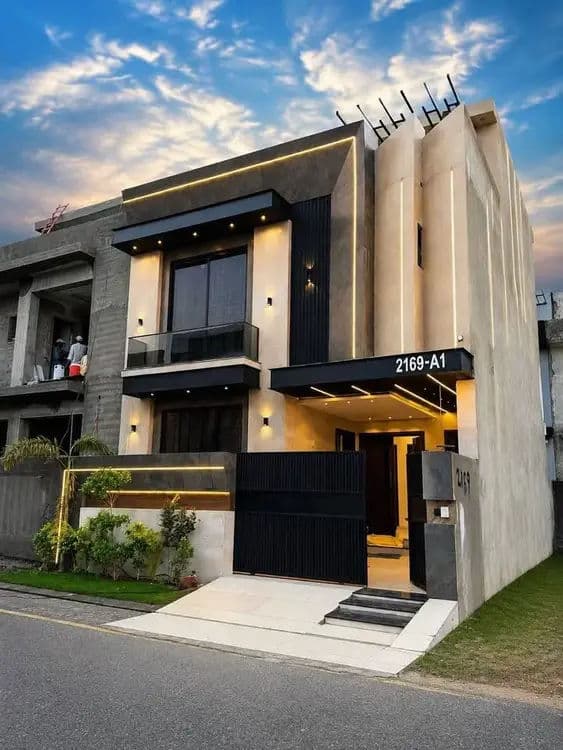 5 Marla Modern House for Sale in Central Park Lahore