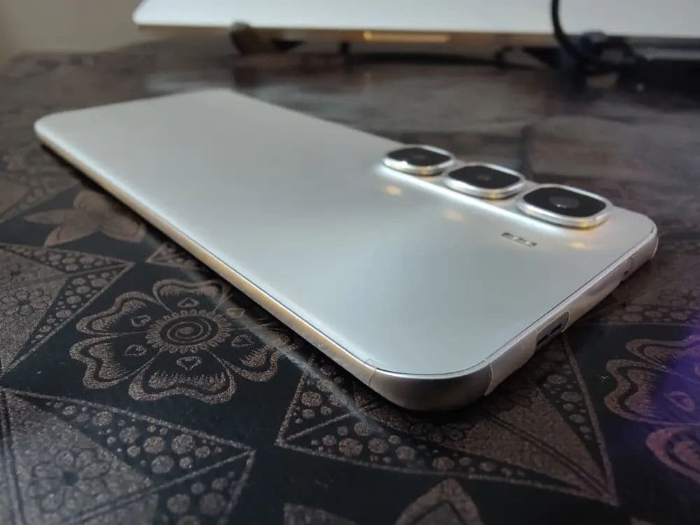Infinix Hot 60 Pro Plus — image 4