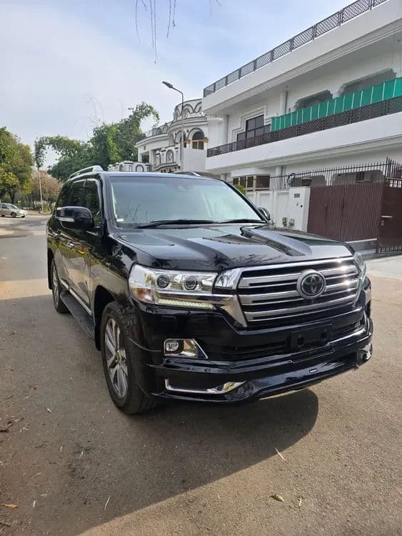 Toyota Land Cruiser ZX 2019 for Sale in Islamabad