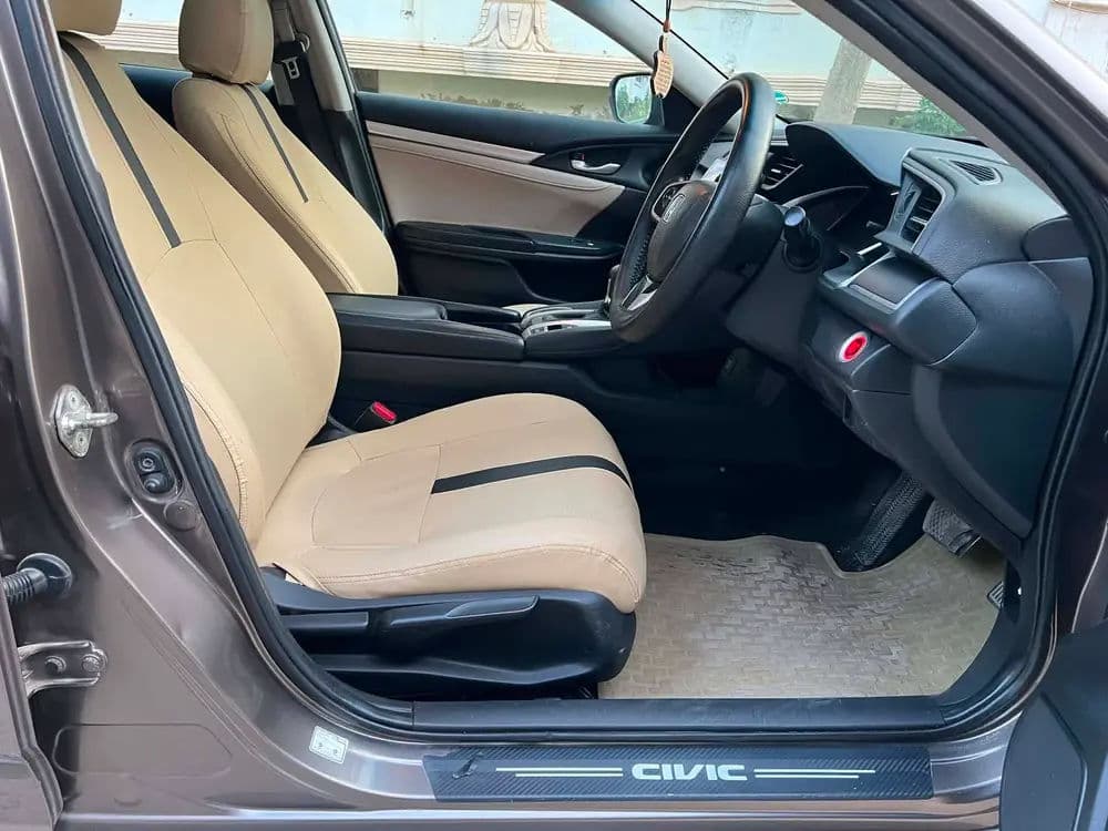 Honda Civic Oriel 1.8 i-VTEC Automatic 2018 for Sale — image 8