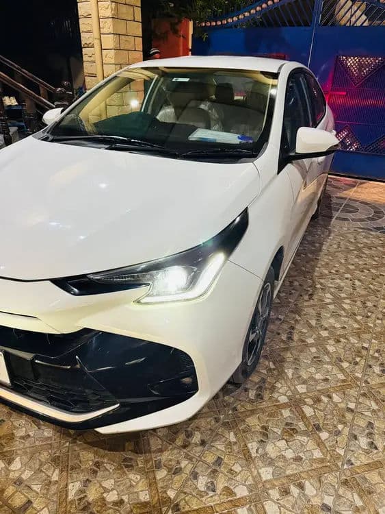 Toyota Yaris ATIV CVT 2024 Full Option for Sale — image 15