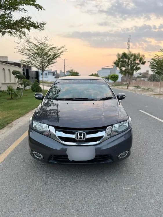 Honda City 1.3 2021 for Sale in Rahim Yar Khan — image 2