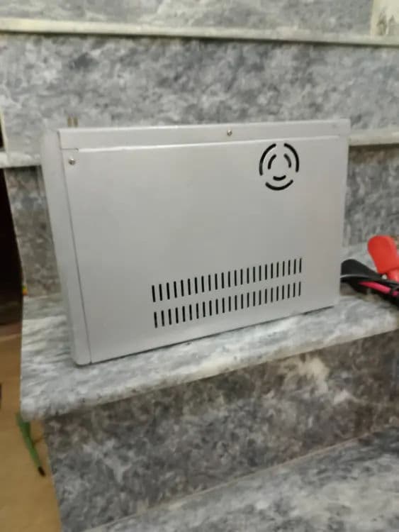 Digitech UPS 1500va — image 2
